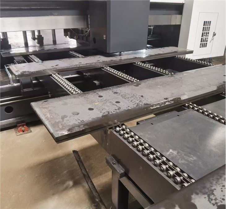 Best Sell & Best Price CNC Steel Plate Sawing And Milling Machine Best Sell & Best Price CNC Steel Plate Sawing And Milling Machine